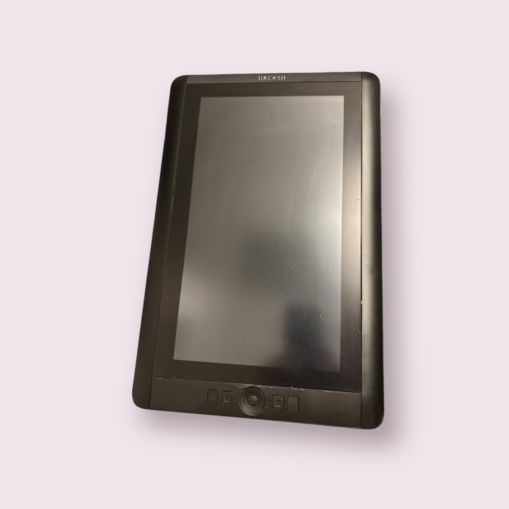 Wacom CintiQ Hybrid Tablet DTH-A1300 32GB 13" 2GB RAM Tablet Only